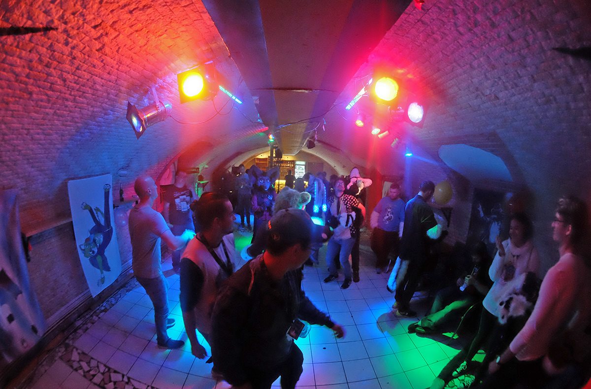 Dance 02