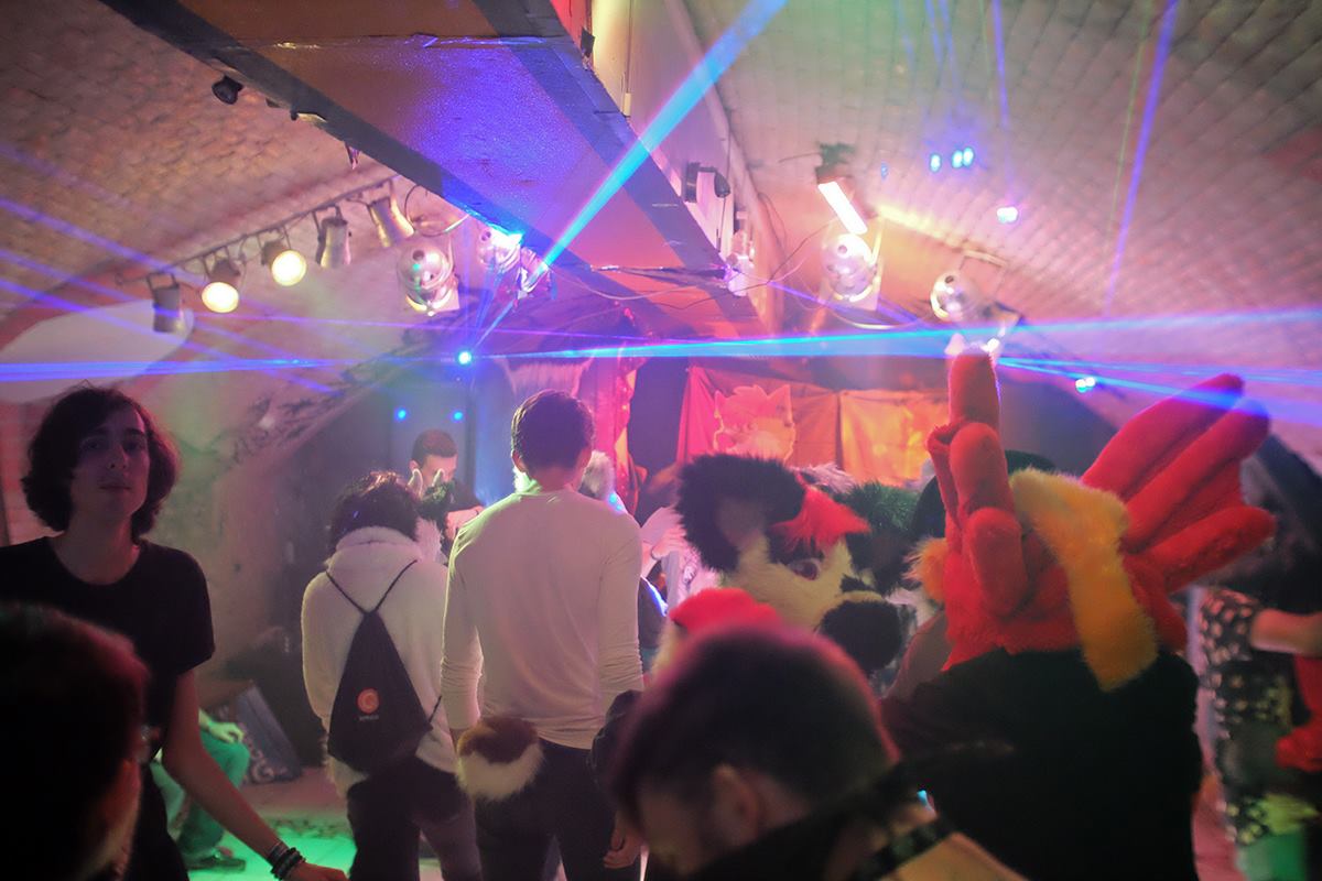 Dance 09