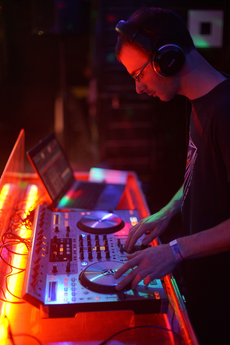 Epic DJ