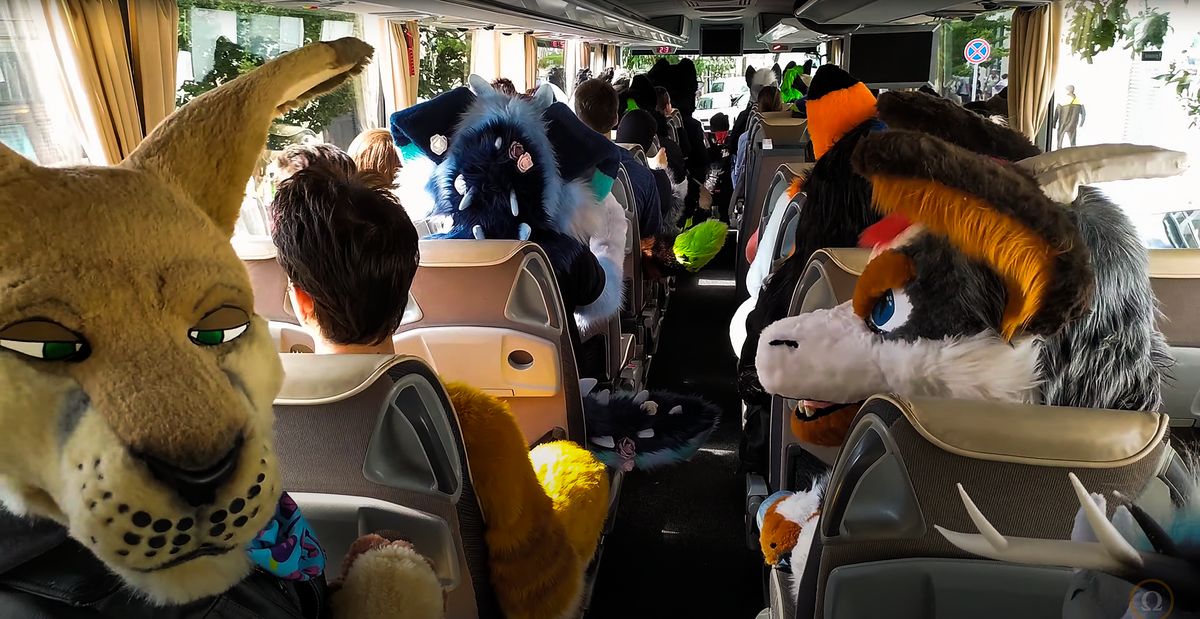 Suitwalk 01