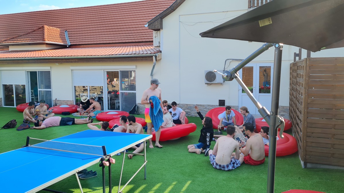 Summer Furs 08