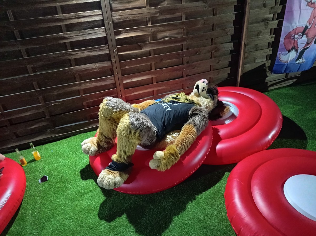 Summer Furs 14